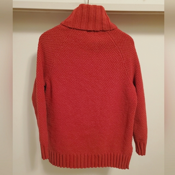 Patagonia turtleneck long sleeves sweater. Knit. Ribbed on neck. Red. Size L. - Picture 2 of 11
